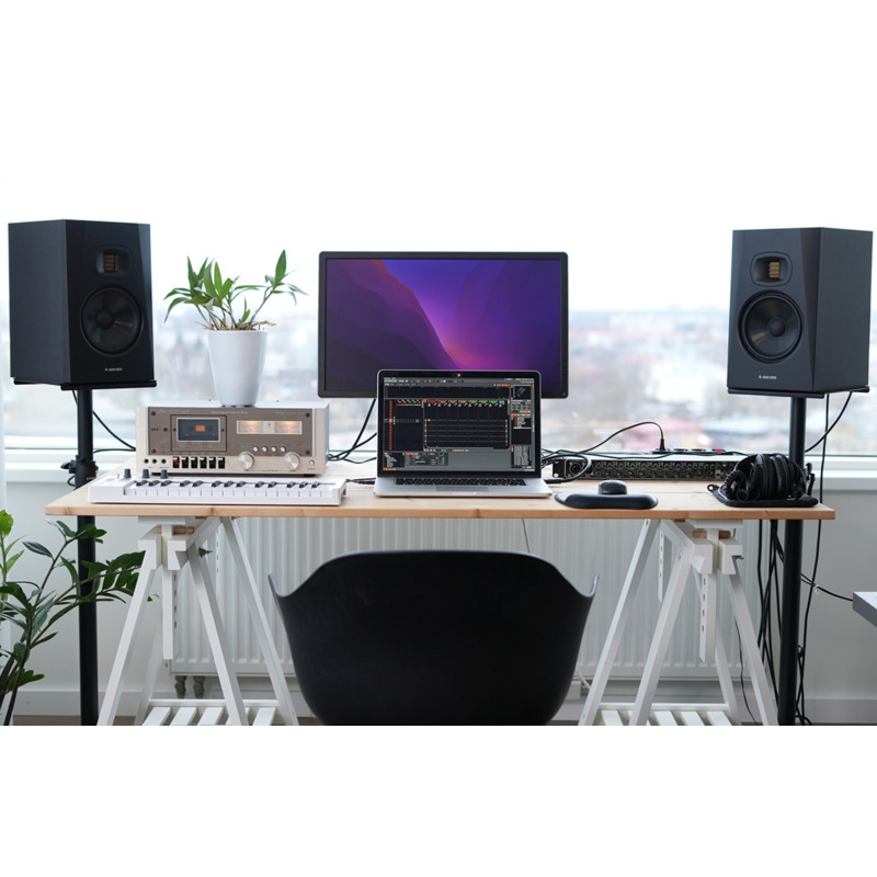 Студійний монітор ADAM AUDIO T7V