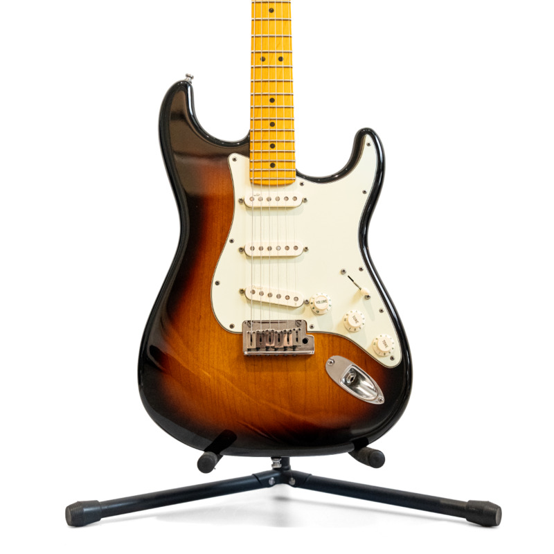 Электрогитара Fender American Deluxe STRATOCASTER V NECK 2TSB