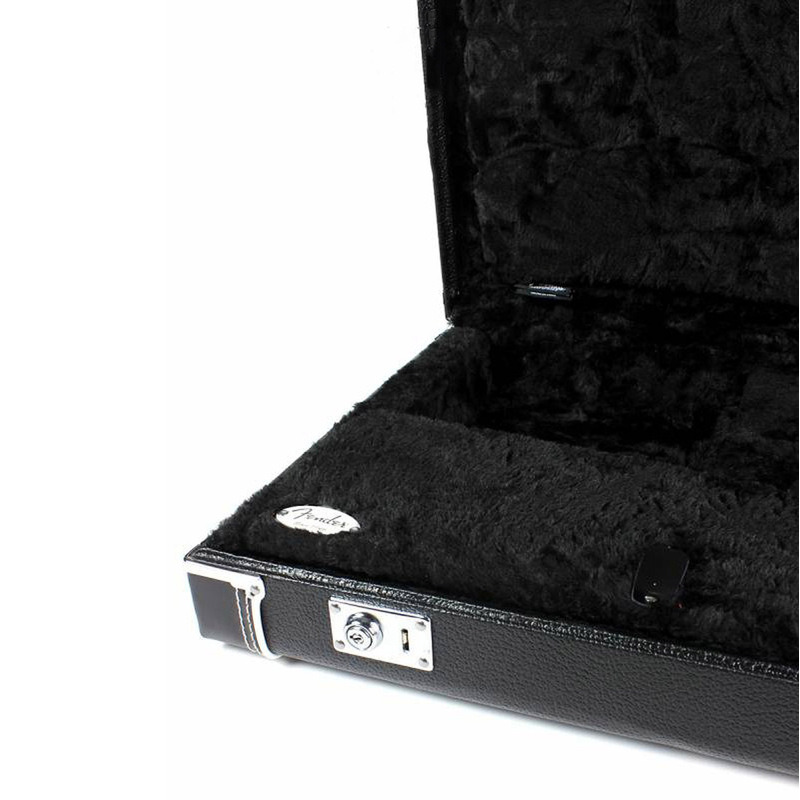 Кейс для бас-гитары Fender Classic Series Case For P/J Bass