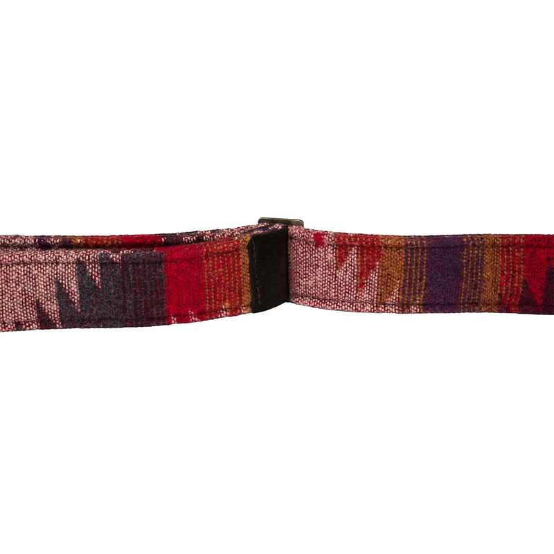 Ремень для гитары FENDER STRAP 2" ZION AZTEC PURPLE