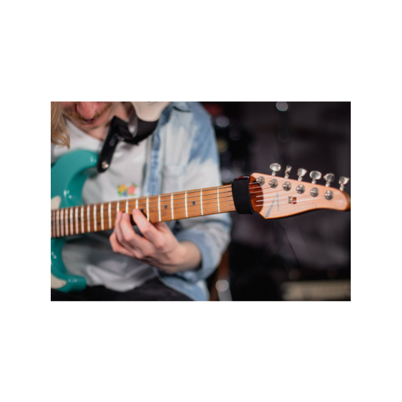 Демпфер GATOR GTR-FRETMUTELG-1BK - Guitar Fret Mute Black - Size Lg