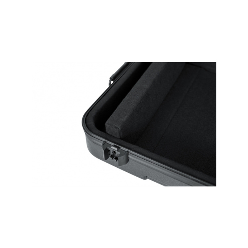 Кейс для синтезатора GATOR GTSA-KEY61 TSA ATA Molded 61-note Keyboard Case w/ Wheels