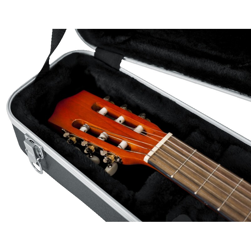 Кейс для классической гитары GATOR GC-CLASSIC Classical Guitar Case