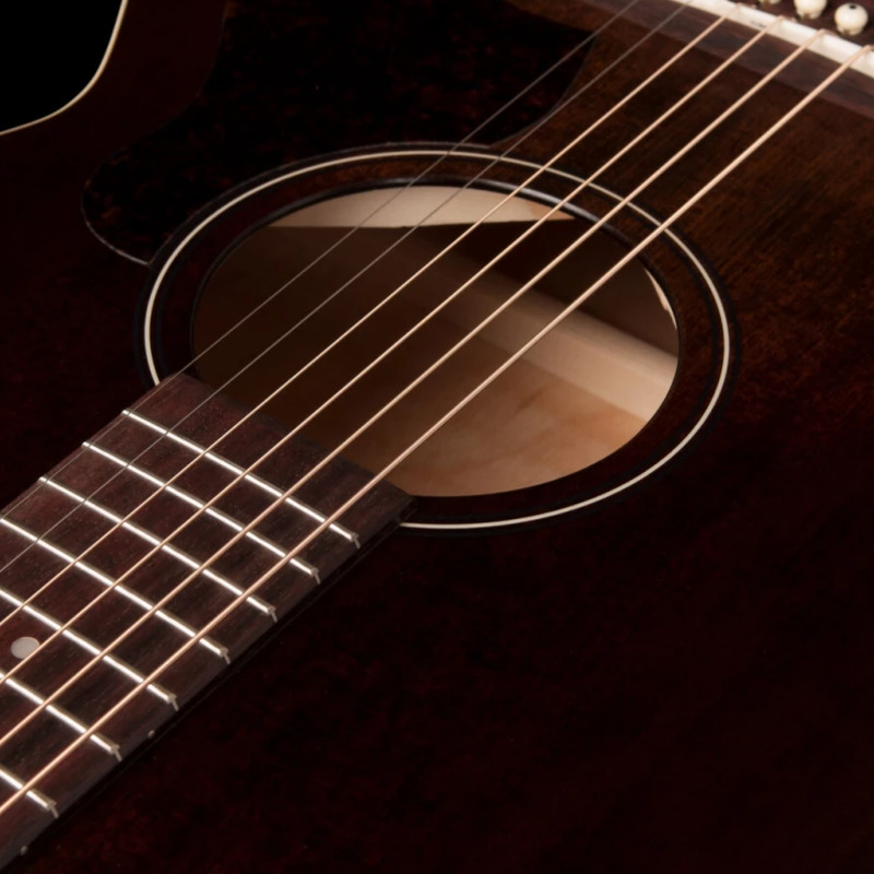 Электроакустическая гитара ART&LUTHERIE Legacy Bourbon Burst Presys II