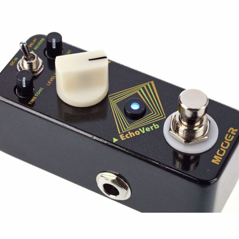 Педаль эффектов MOOER ECHOVERB