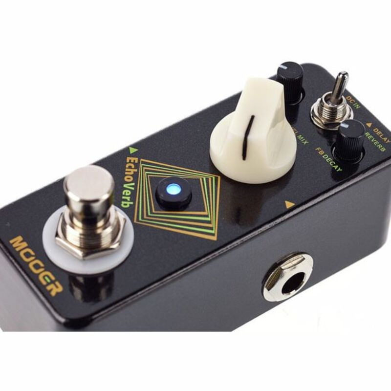Педаль эффектов MOOER ECHOVERB