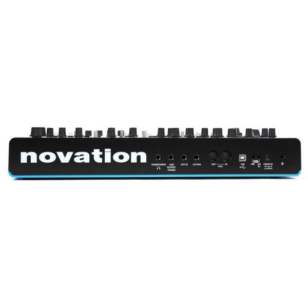 Синтезатор аналоговый Novation Bass Station II