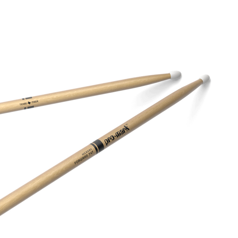 Барабанные палочки Promark CLASSIC FORWARD 747N