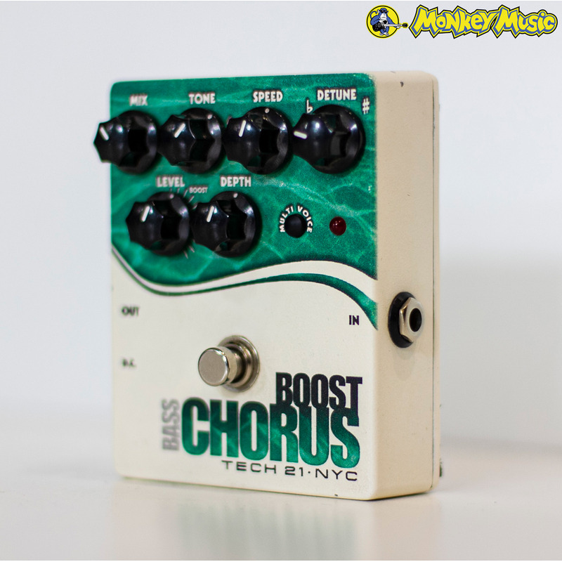 Педаль эффектов Tech 21 Bass Boost Chorus