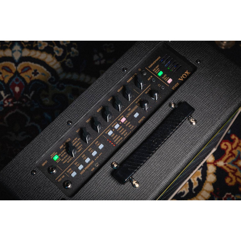 Гітарний комбопідсилювач Гітарний комбопідсилювач VOX VT40X Classic Blue