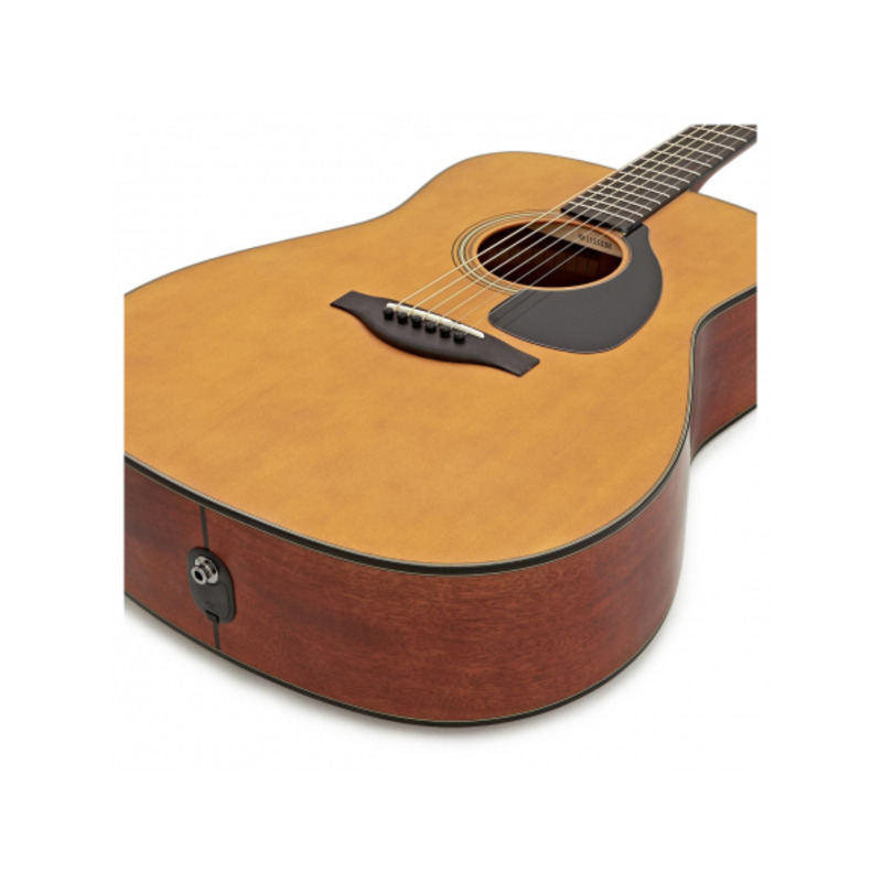 Электроакустическая гитара YAMAHA FGX3