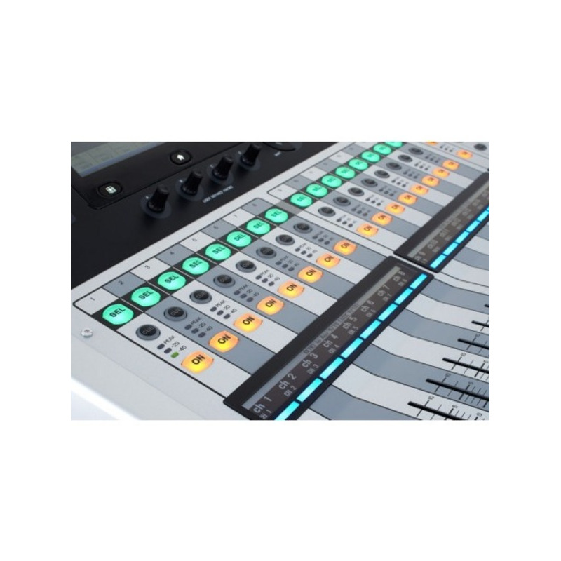 Микшерный пульт Yamaha TF1